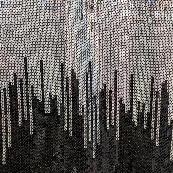 Sequined poncho - Picture 2 of 2